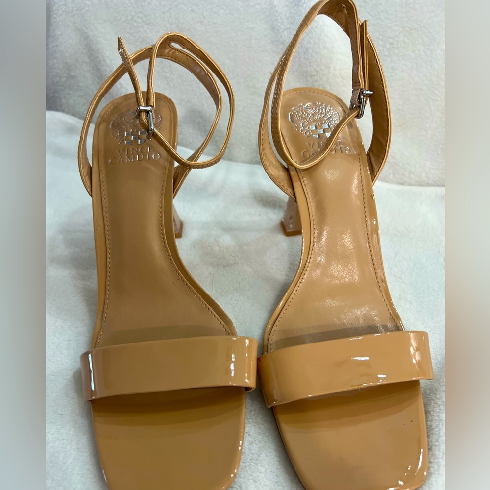 Vince Camuto Beige Dress Sandals size 10